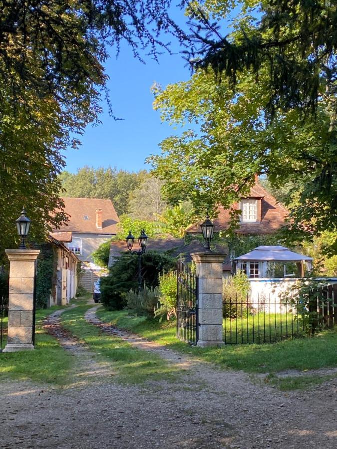Fossemagne Domaine Le Manoir, Gites De Charme Et De Caractere Avec Piscines Privatisees Et Spa Nordique מראה חיצוני תמונה
