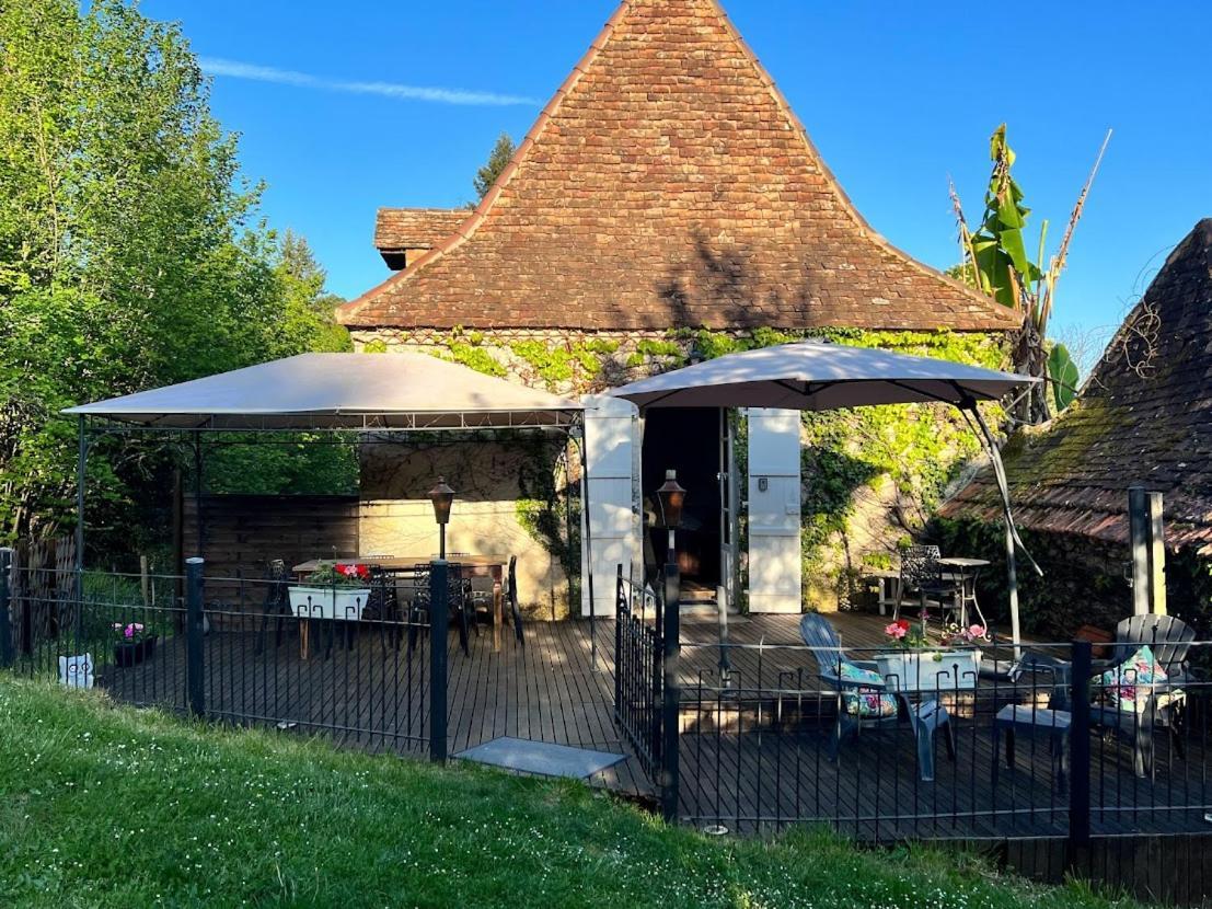 Fossemagne Domaine Le Manoir, Gites De Charme Et De Caractere Avec Piscines Privatisees Et Spa Nordique מראה חיצוני תמונה